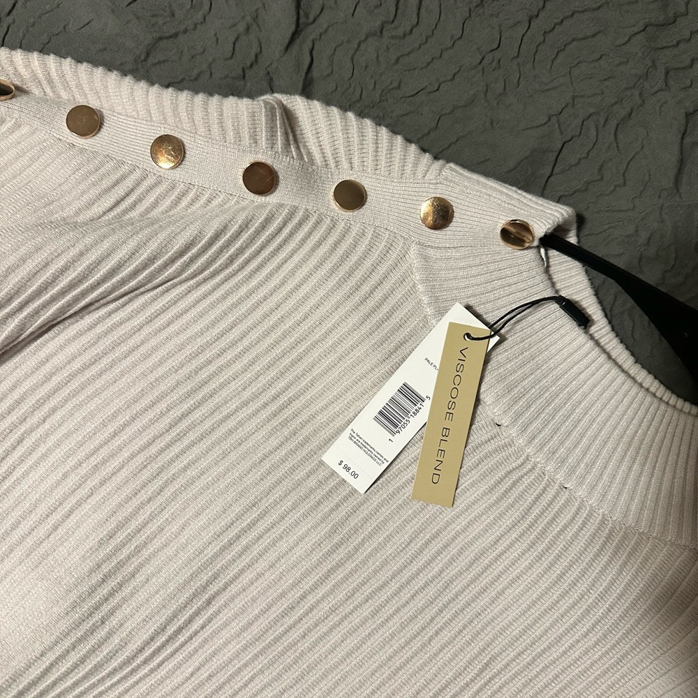 Tahari Women's Ribbed Cream Sweater with Gold Buttons